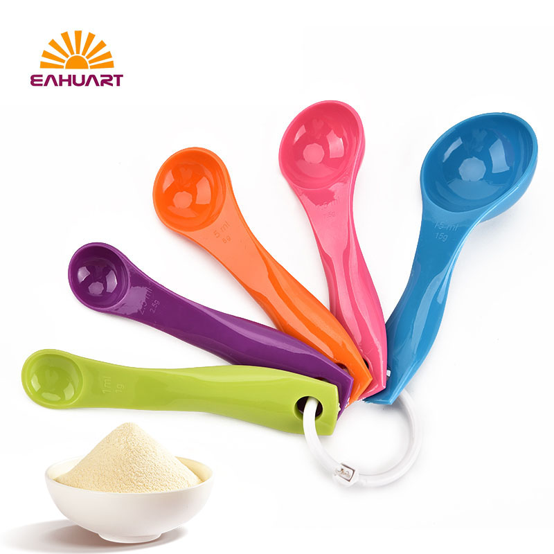 Popular 5-Piece Plastic Measuring Spoon Set with Keyring