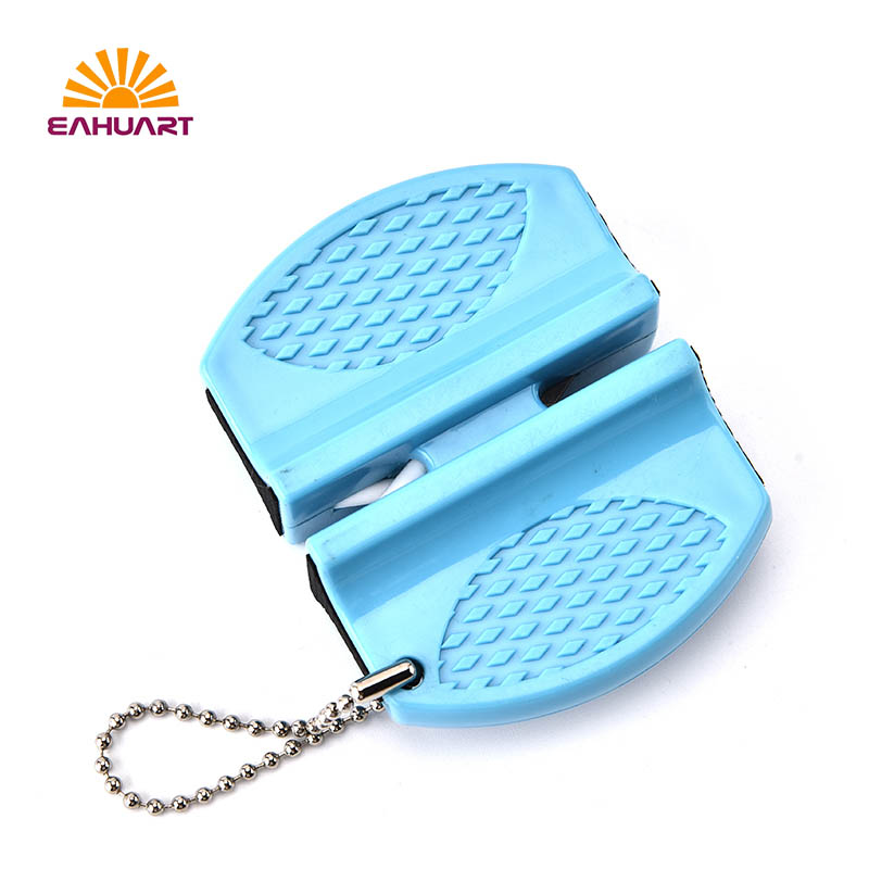 Mini Knife Sharpener Keychain – Sharpness in Your Pocket